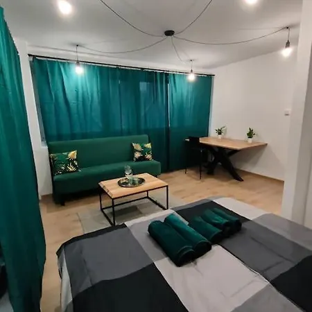 Daire Apartament Szmaragdowy Centrum Varşova