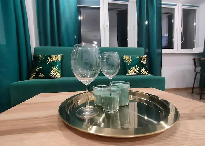 Lägenhet Apartament Szmaragdowy Centrum